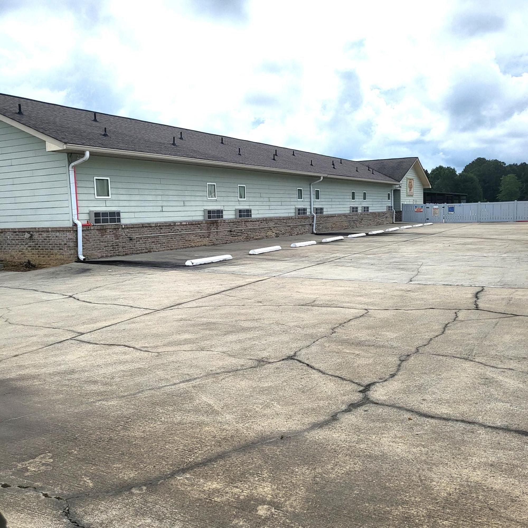 Weiss Lake Lodge Centre Exterior photo